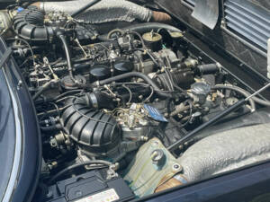 Bild 5/5 von Ferrari 400i (1984)