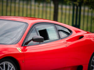 Image 13/29 of Ferrari 360 Challenge Stradale (2004)