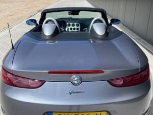 Image 5/6 of Alfa Romeo Spider 3.2 V6 Q4 (2006)