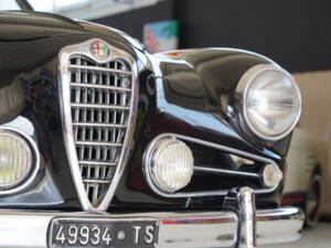 Image 36/74 de Alfa Romeo 1900 C Super Sprint Berlina (1954)