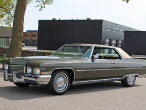 Image 6/30 of Cadillac Coupe DeVille (1972)