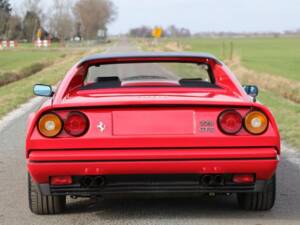 Bild 7/7 von Ferrari 328 GTS (1987)