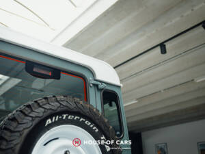 Immagine 22/50 di Land Rover Defender 110 (2013)