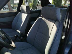 Image 16/45 of Alfa Romeo 75 1.8 (1987)