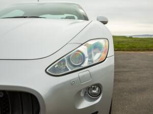 Image 17/22 of Maserati GranTurismo 4.2 (2008)