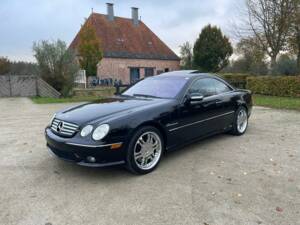 Bild 3/7 von Mercedes-Benz CL 55 AMG (2003)