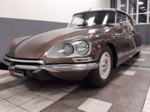 Image 5/15 of Citroën DS 20 (1971)