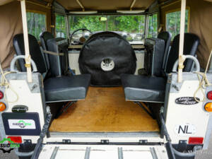 Image 53/55 of Land Rover 88 (1958)