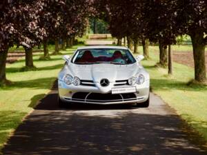 Image 2/15 de Mercedes-Benz SLR McLaren (2004)