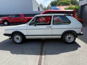 Image 8/22 of Volkswagen Golf Mk I GTI 1.8 (1983)