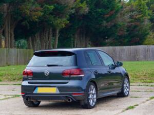 Image 19/50 of Volkswagen Golf VI GTI (2011)