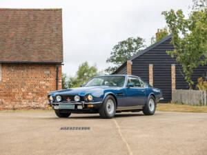 Image 10/71 of Aston Martin V8 EFi (1987)