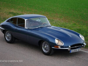 Image 13/30 de Jaguar E-Type 4.2 (1967)