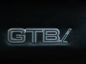 Image 36/50 of Ferrari 308 GTBi (1981)