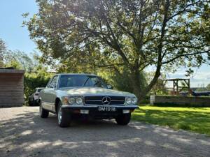 Image 2/22 of Mercedes-Benz 350 SLC (1972)