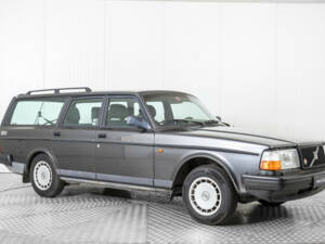 Bild 5/50 von Volvo 245 Super Polar (1993)