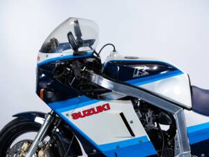 Bild 7/50 von Suzuki DUMMY (1986)