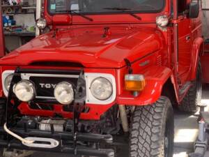 Immagine 11/18 di Toyota Land Cruiser BJ 42 (1982)