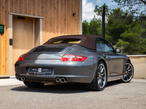 Bild 14/50 von Porsche 911 Carrera 4S (2006)