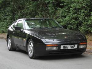 Bild 1/19 von Porsche 944 Turbo (1987)