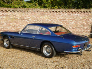 Image 15/50 of Ferrari 330 GT (1966)