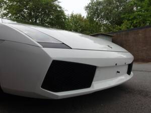 Image 14/100 of Lamborghini Gallardo (2005)