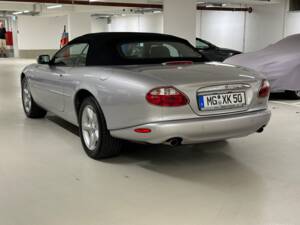 Afbeelding 8/17 van Jaguar XK8 4.0 (2002)
