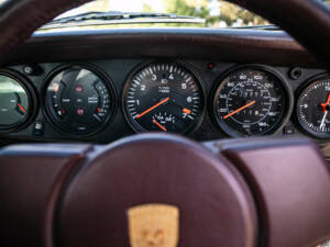 Image 13/40 de Porsche 911 Turbo LE (1989)