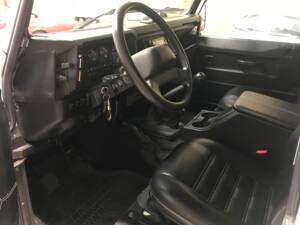 Image 11/20 of Land Rover Defender 90 (1998)