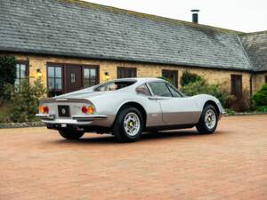 Image 4/20 of Ferrari Dino 246 GT (1973)