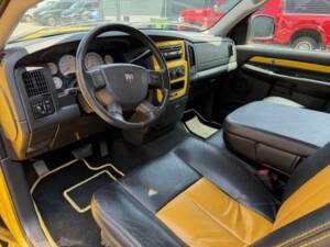 Image 11/24 of Dodge Ram 1500 (2005)