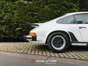 Image 18/46 of Porsche 911 Carrera 3.0 (1977)