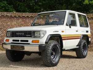 Immagine 30/50 di Toyota Land Cruiser 2.4 LX Turbo (1992)