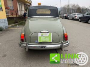 Image 3/10 de FIAT 500 C Topolino (1954)