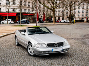 Imagen 90/111 de Mercedes-Benz SL 320 (1998)