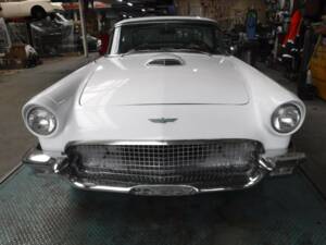 Afbeelding 35/48 van Ford Thunderbird (1957)