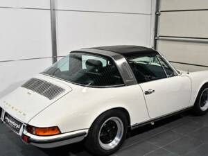 Image 3/43 of Porsche 911 2.4 T (1973)