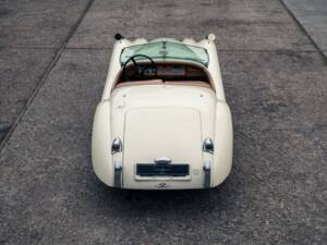 Image 5/45 of Jaguar XK 120 OTS (1950)