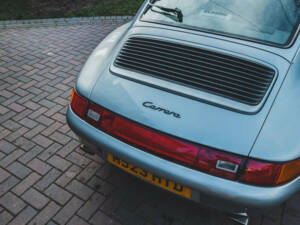 Image 23/50 of Porsche 911 Carrera (1994)