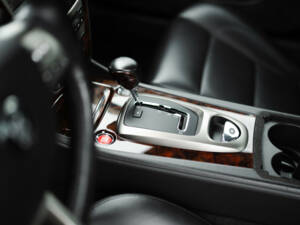 Image 26/33 of Jaguar XKR (2008)