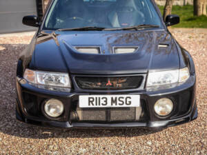 Image 27/50 of Mitsubishi Lancer Evolution V (1998)