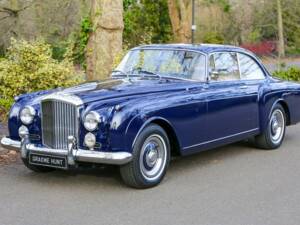 Image 17/50 of Bentley S 3 Continental (1962)