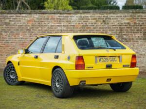 Image 3/50 of Lancia Delta HF Integrale Evoluzione II (1994)