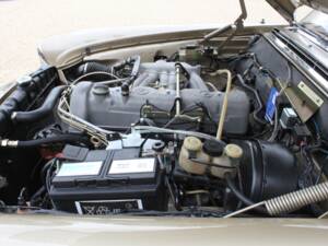 Image 14/30 of Mercedes-Benz 280 SE (1970)