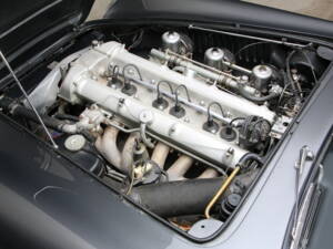 Bild 17/18 von Aston Martin DB 4 Vantage (1963)