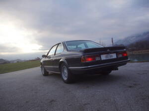 Image 4/20 of BMW M 635 CSi (1986)