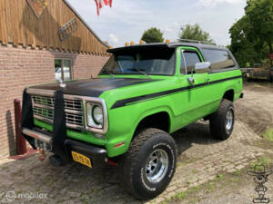 Image 3/24 of Dodge Ramcharger (1976)