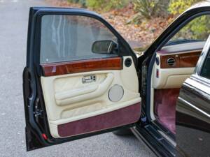 Bild 23/50 von Bentley Arnage T 24 Mulliner (2002)