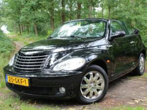 Immagine 5/7 di Chrysler PT Cruiser Cabrio Limited 2.4 (2007)