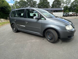 Image 10/25 of Volkswagen Touran 1.4 TSI (2004)